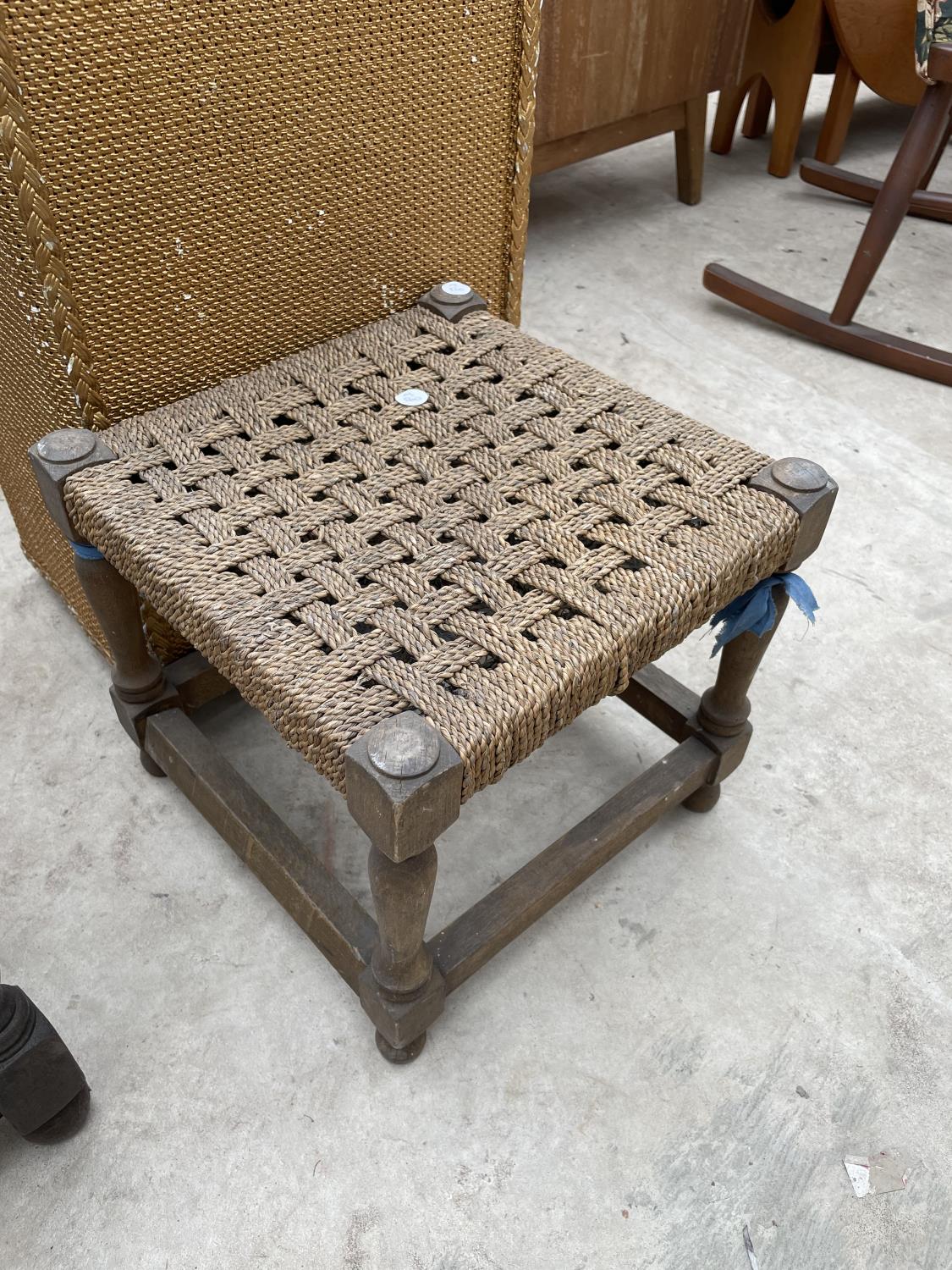 A LANCASHIRE STYLE SPINDLE BACK DINING CHAIR, TWO RUSH SEATED STOOLS AND A LLOYD LOOM STYLE LINEN - Image 5 of 6