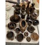 A COLLECTION OF BROWN MOTTLED GLAZED STONEWARE POTTERY