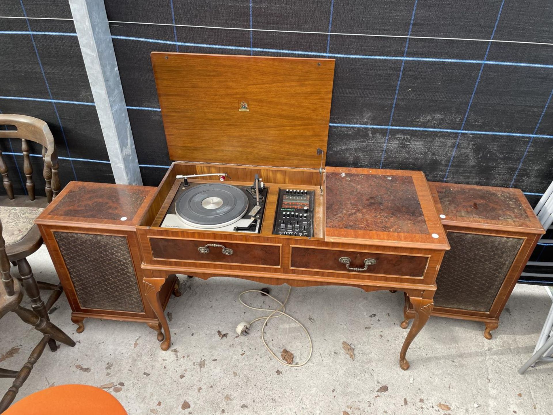 A DYNATRON YEW WOOD STEREO WITH GARRARD DECK COMPLETE WITH 2 SPEAKERS