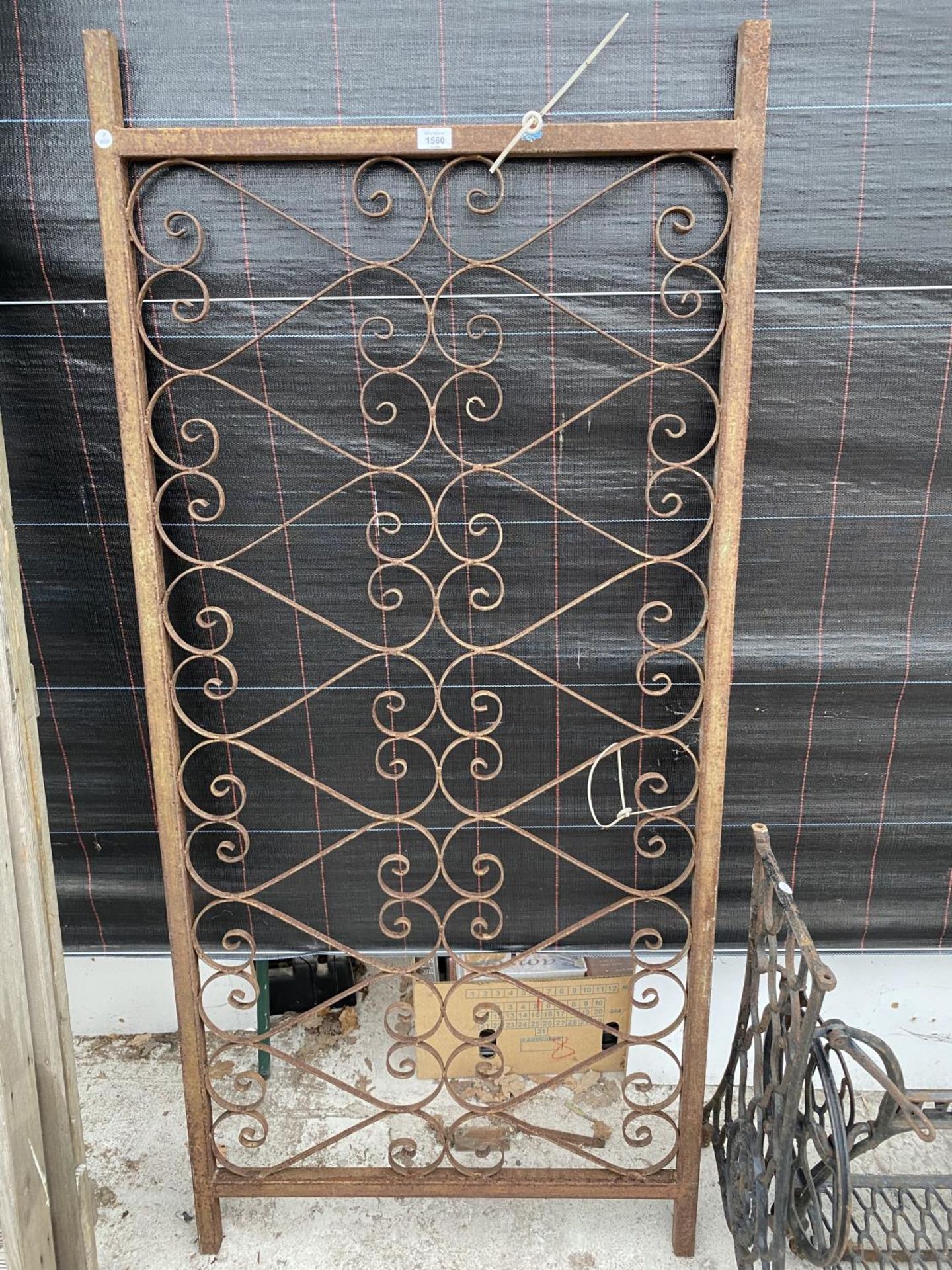 A SECTION OF DECORATIVE WROUGHT IRON RAILING AND A SINGER TREADLE BASE - Image 4 of 5