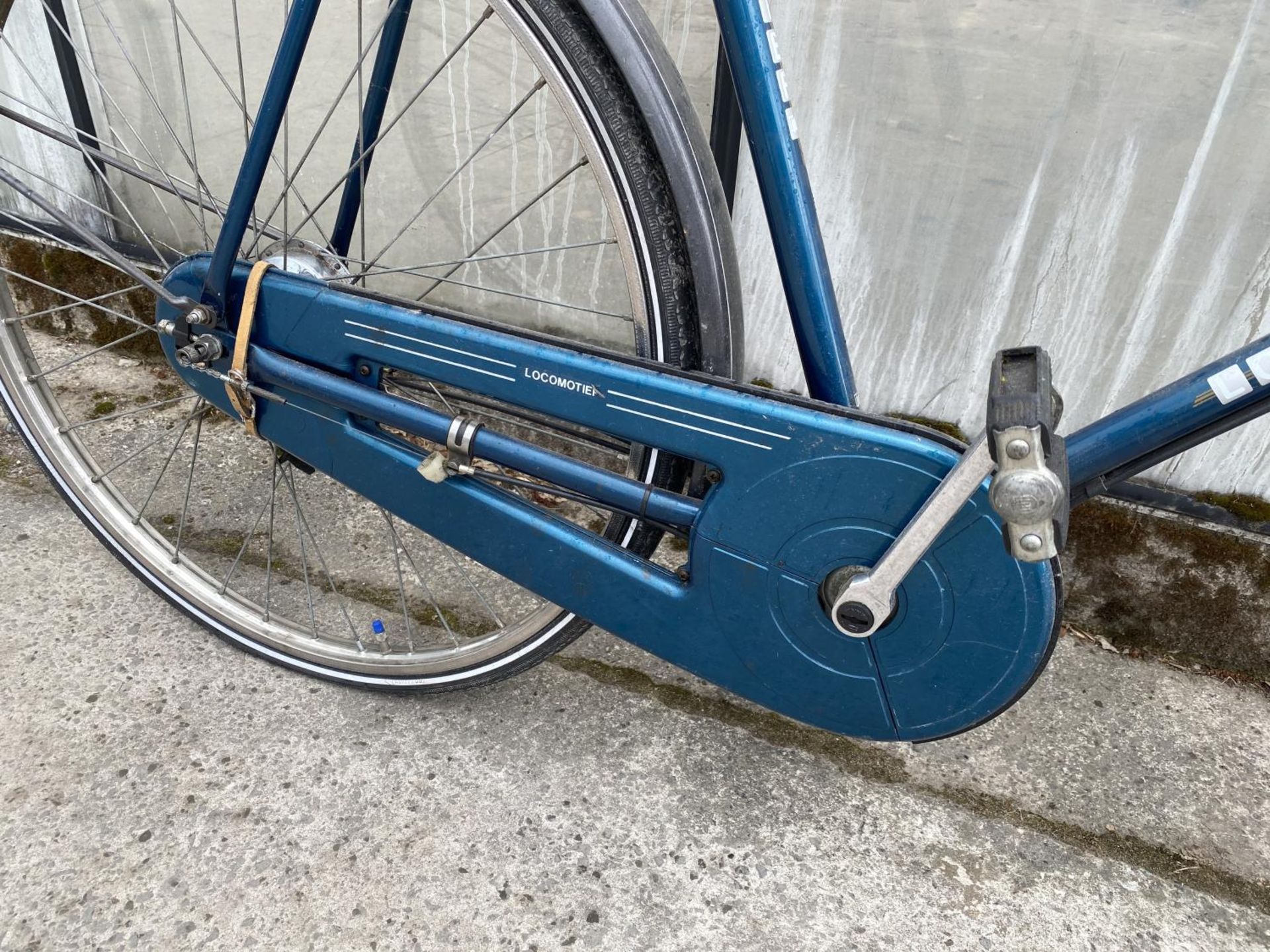 A VINTAGE POPULAIR LOCOMOTIEF GENTS BIKE - Image 3 of 5