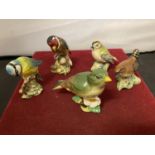 FIVE BESWICK BIRDS: A GOLDCREST, A GREENFINCH, A GOLDFINCH, A BLUETIT AND A WREN