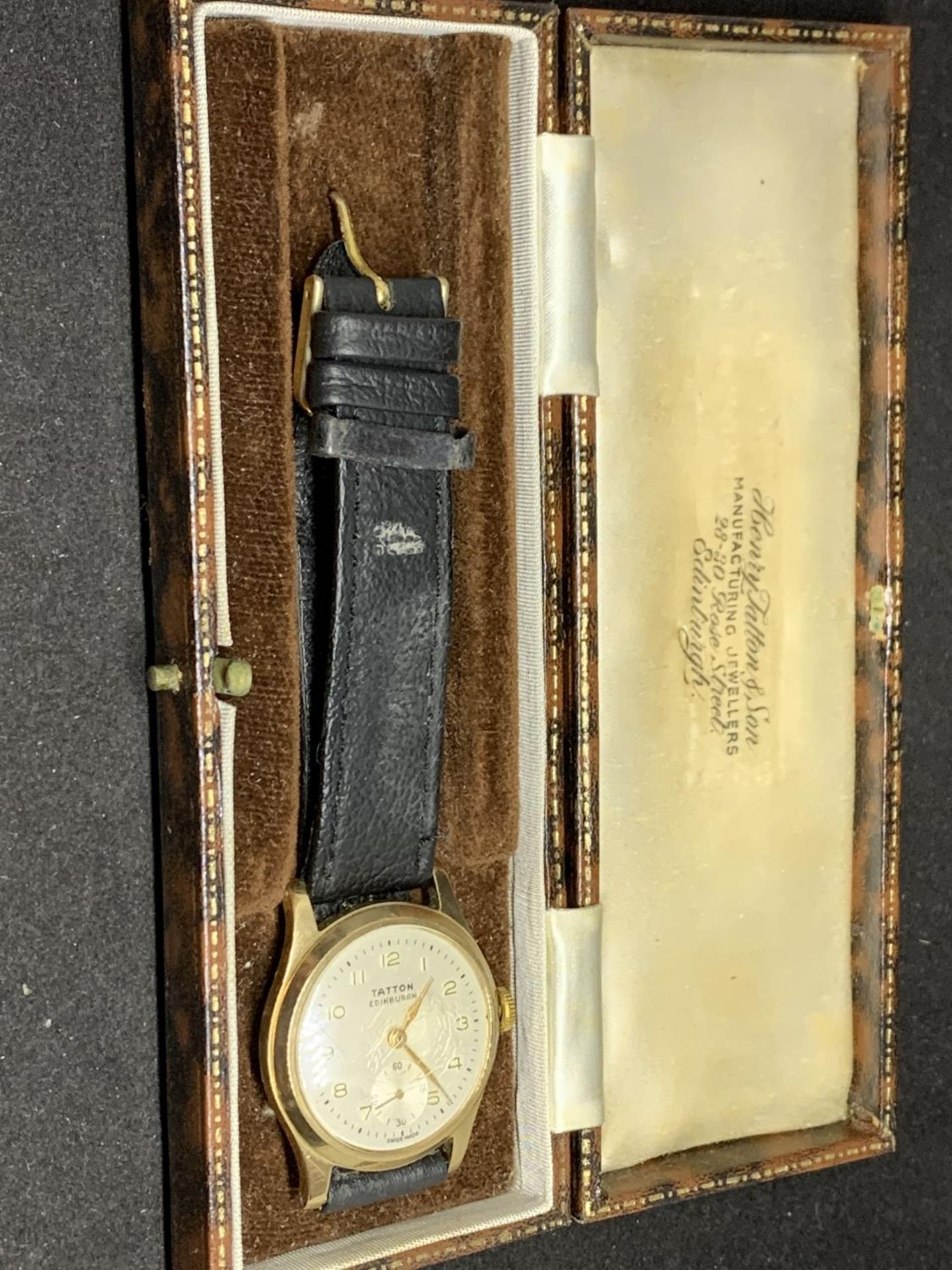 A 9 CARAT GOLD CASED GENTLEMAN'S WRISTWATCH WITH SWISS MOVEMENT, MAKER, H TATTON AND SON OF - Image 5 of 5