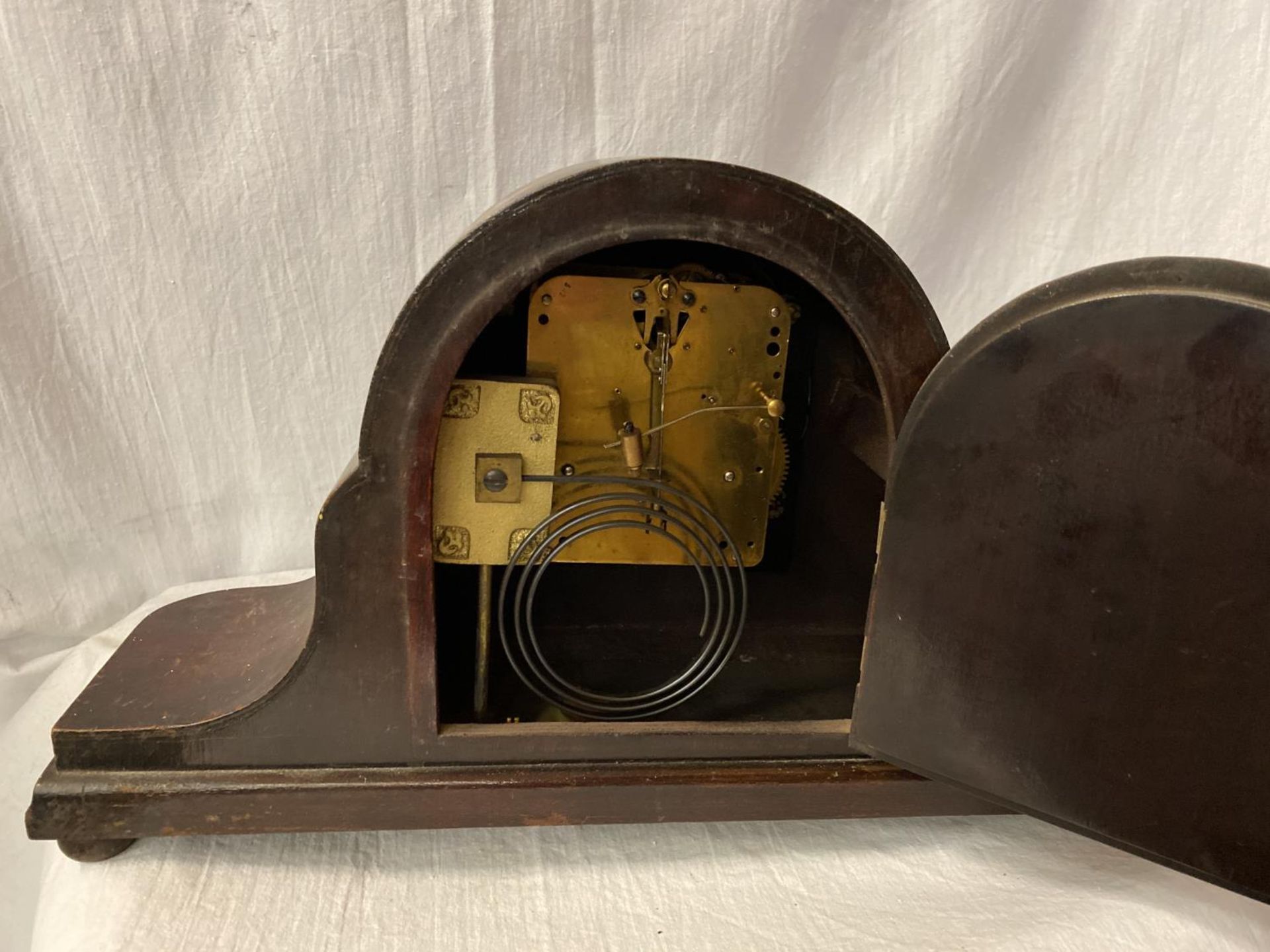 TWO MANTEL CLOCKS, ONE A MAHOGANY NAPOLEON HAT EXAMPLE AND THE OTHER AN ART DECO STYLE - Image 8 of 8