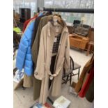 AN ASSORTMENT OF COATS AND JACKETS TO INCLUDE A NEW BRUAR OVER COAT WITH LABELS, A MARIA MARINO OVER