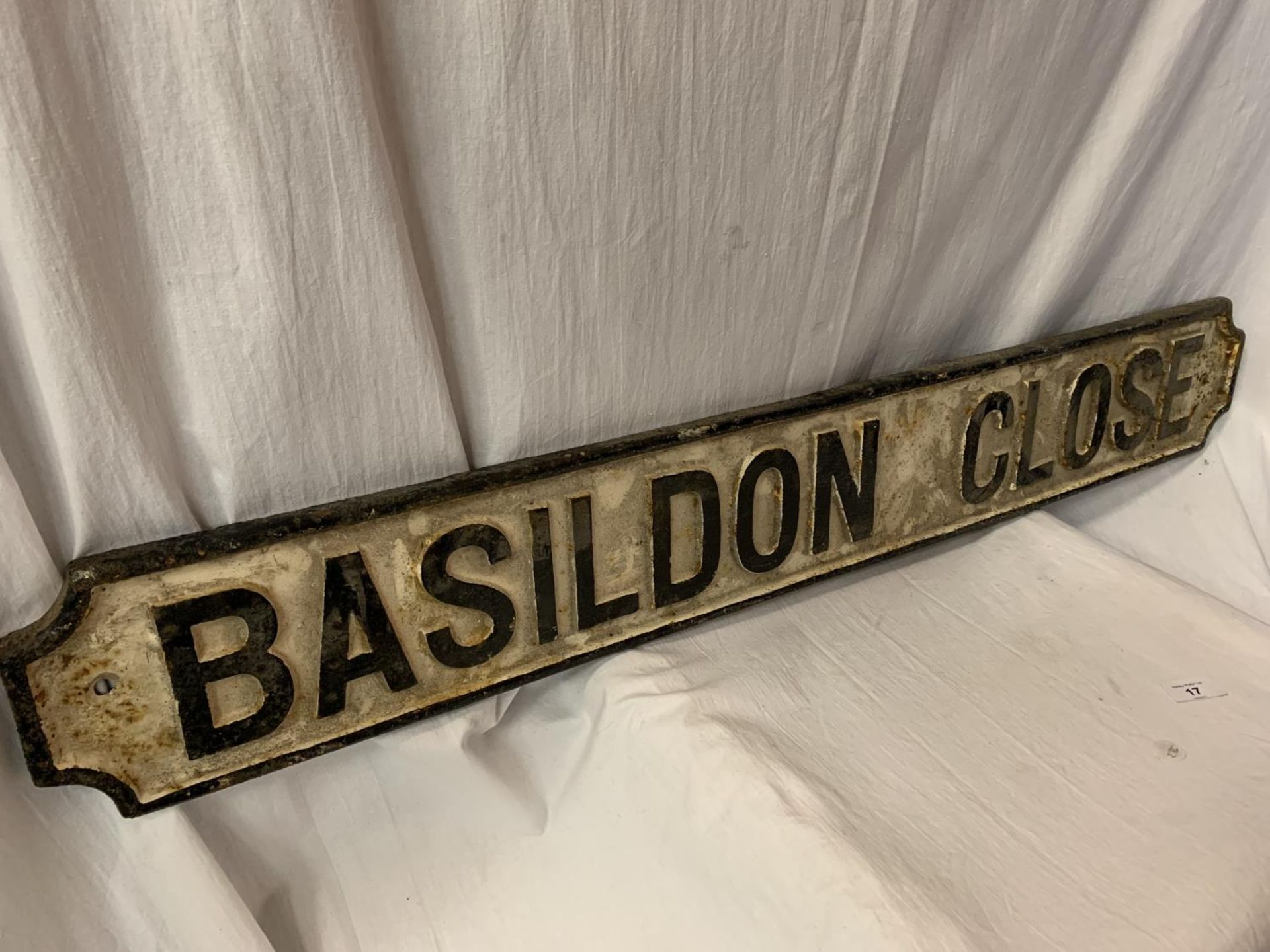A CAST METAL STREET SIGN 'BASILDON CLOSE' 110CM X 15CM - Image 2 of 5
