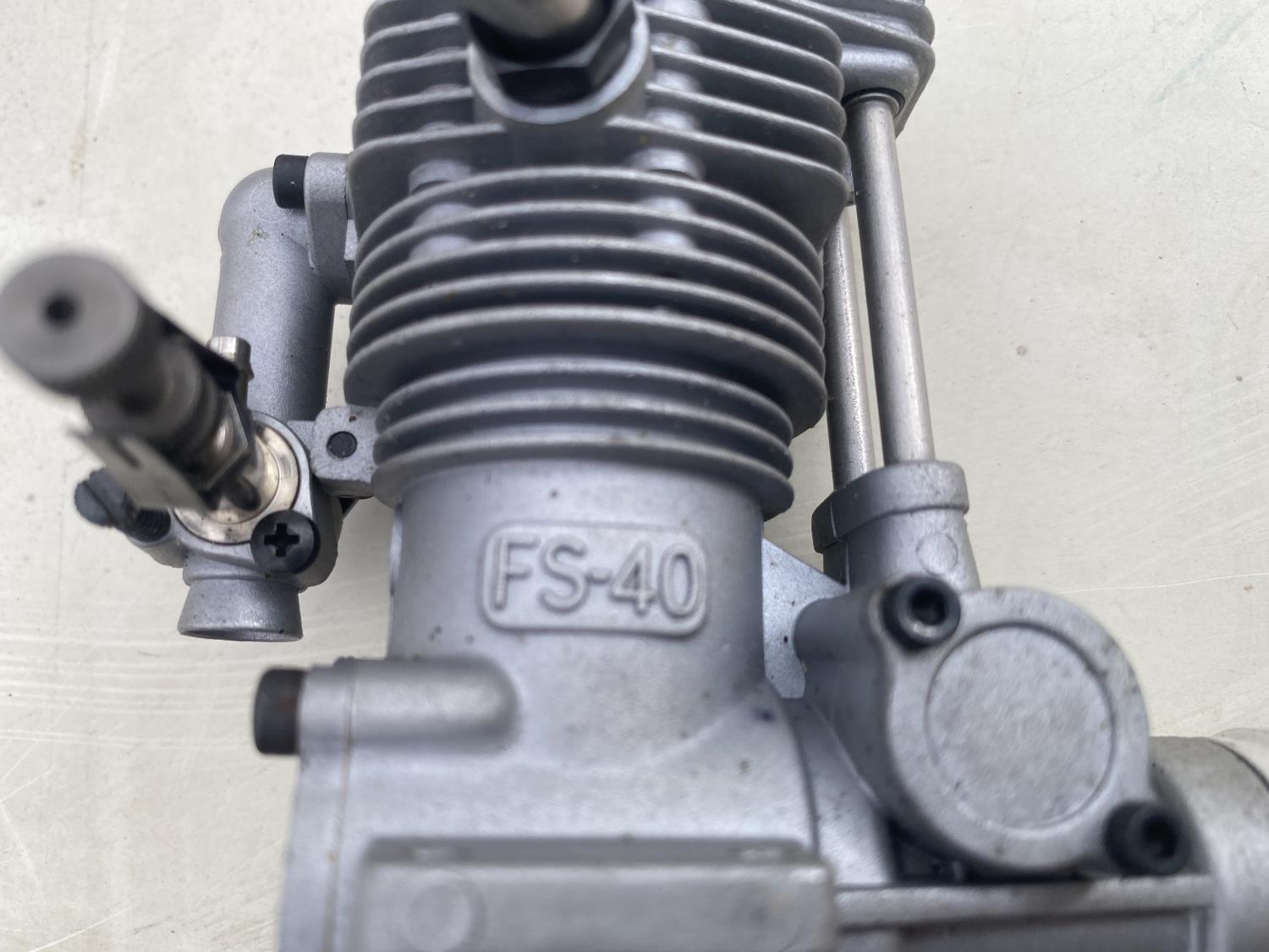 AN AS NEW O.S FS40N FOUR-STROKE CYCLE ENGINE - Image 6 of 6