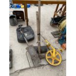 AN ASSORTMENT OF ITEMS TO INCLUDE A DITCHING SPADE, A FORK AND A MEASURING WHEEL