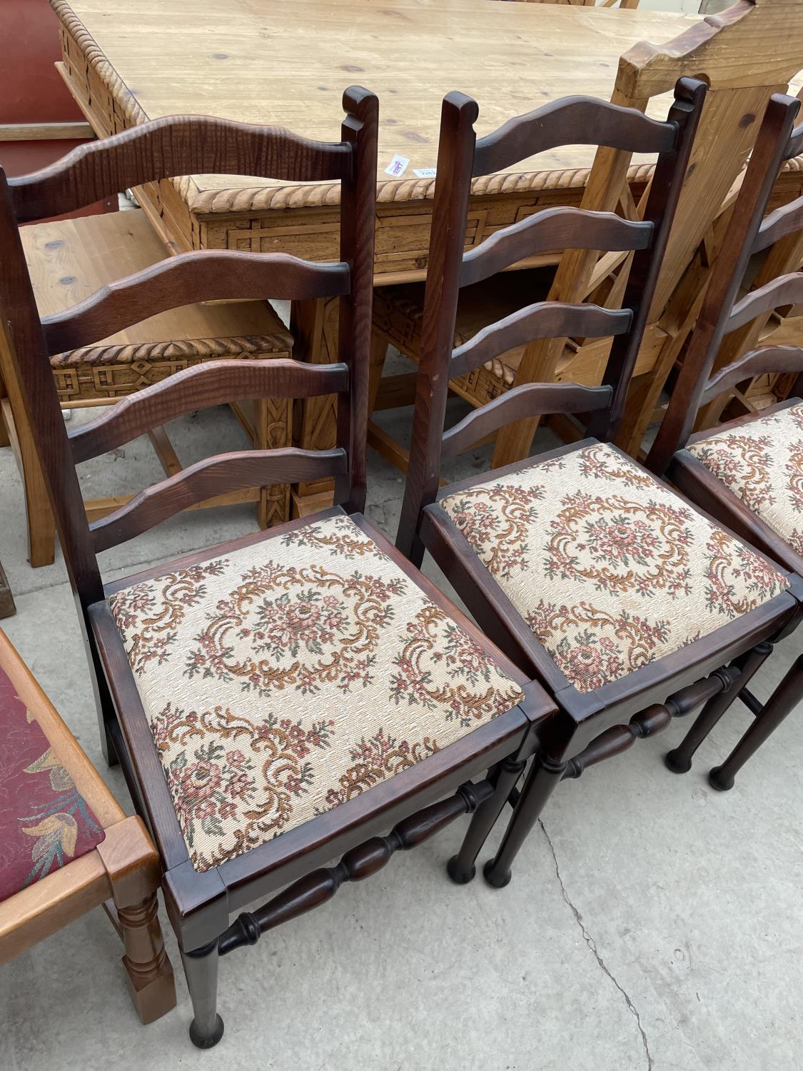 A SET OF FOUR MODERN LADDERBACK DINING CHAIRS AND TWO SIMILAR CHAIRS - Image 3 of 4