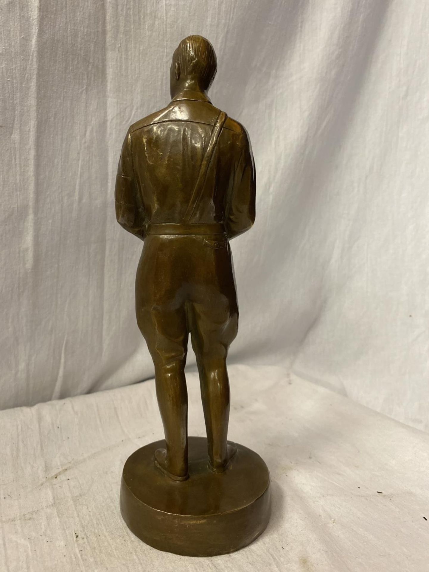 A BRONZE FIGURE IN THE FORM OF ADOLF HITLER H: 27CM - Image 3 of 4