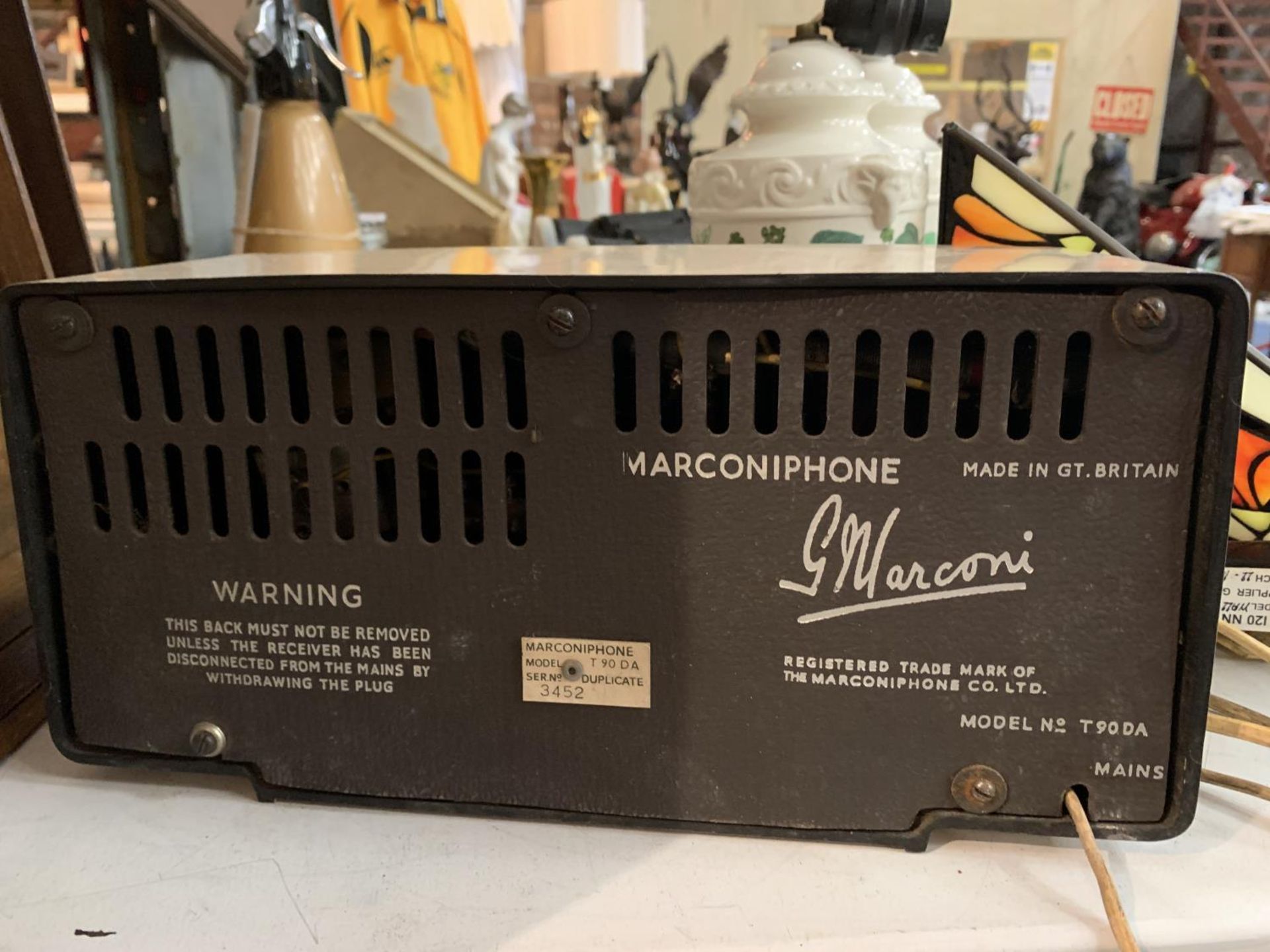 A VINTAGE MARCONI RADIO - Image 3 of 3