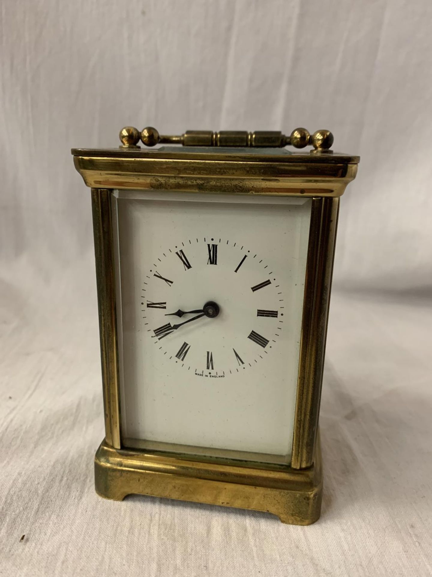 A VINTAGE HENLEY FIVE GLASS BRASS CARRIAGE CLOCK - Image 4 of 4
