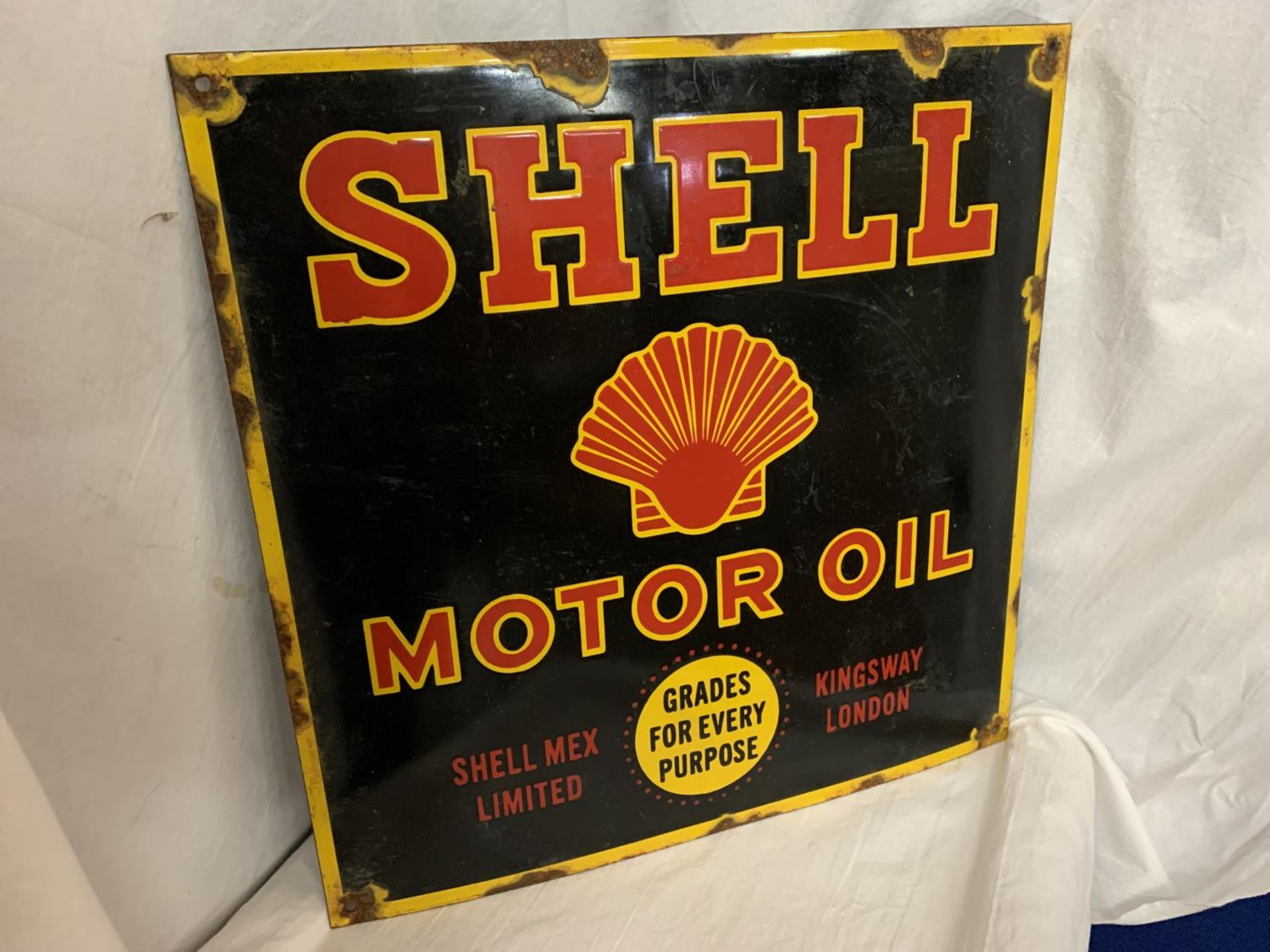 A SHELL MOTOR OIL ENAMEL SIGN 45CM X 45CM - Image 2 of 3