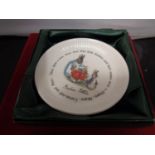 A BOXED WEDGWOOD 'PETER RABBIT' ROUND DISH D: 15CM