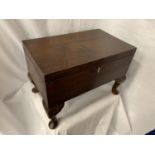 A VINTAGE MAHOGANY SEWING BOX TO INCLUDE THE CONTENTS OF A LARGE QUANTITY OF SEWING RELATED ITEMS H: