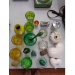 A SELECTION OF GLASS AND CERAMIC ORNAMENTS