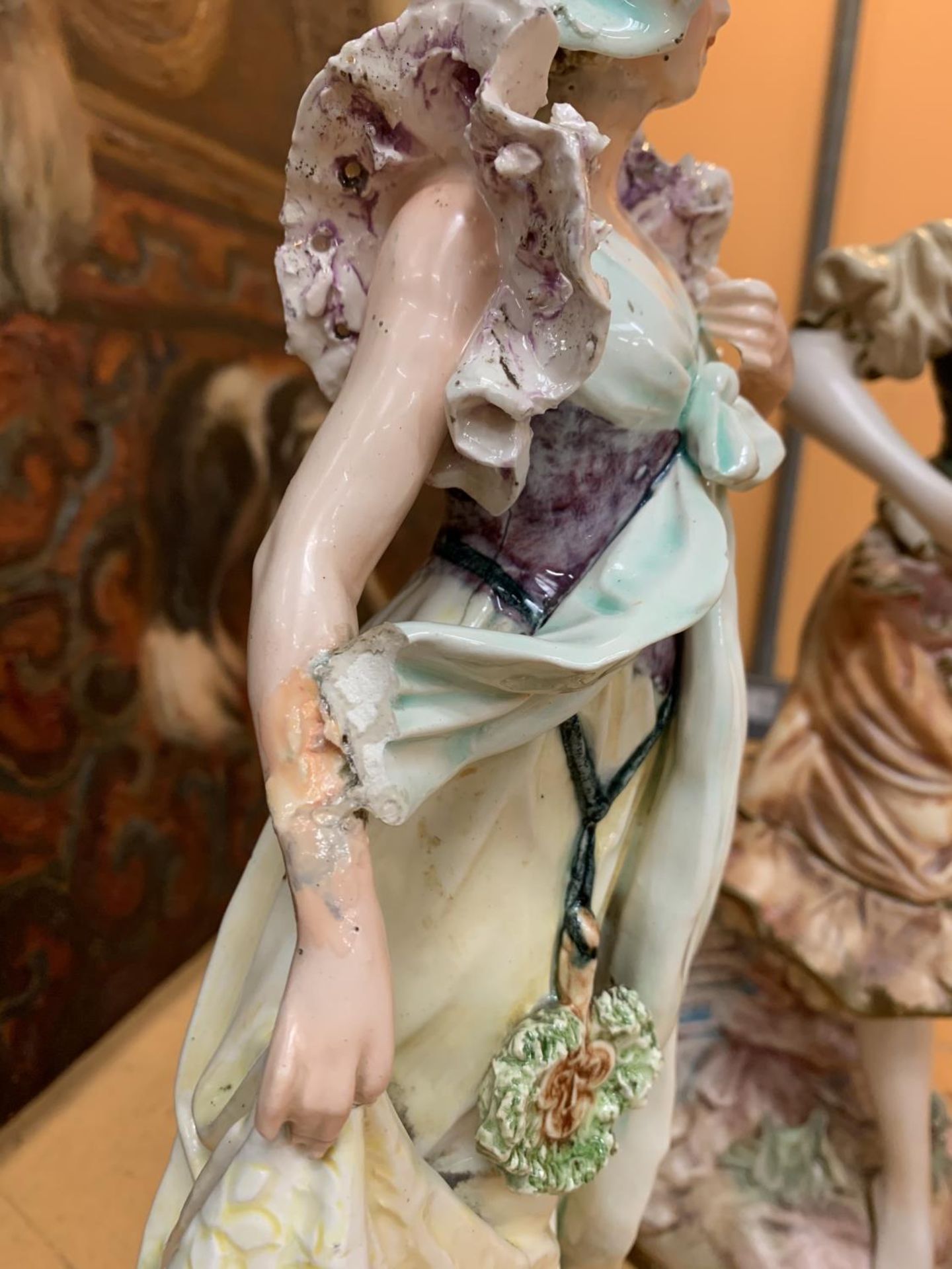 THREE LARGE VINTAGE FIGURINES, TO INCLUDE A CAPODIMONTE EXAMPLE - Image 4 of 5