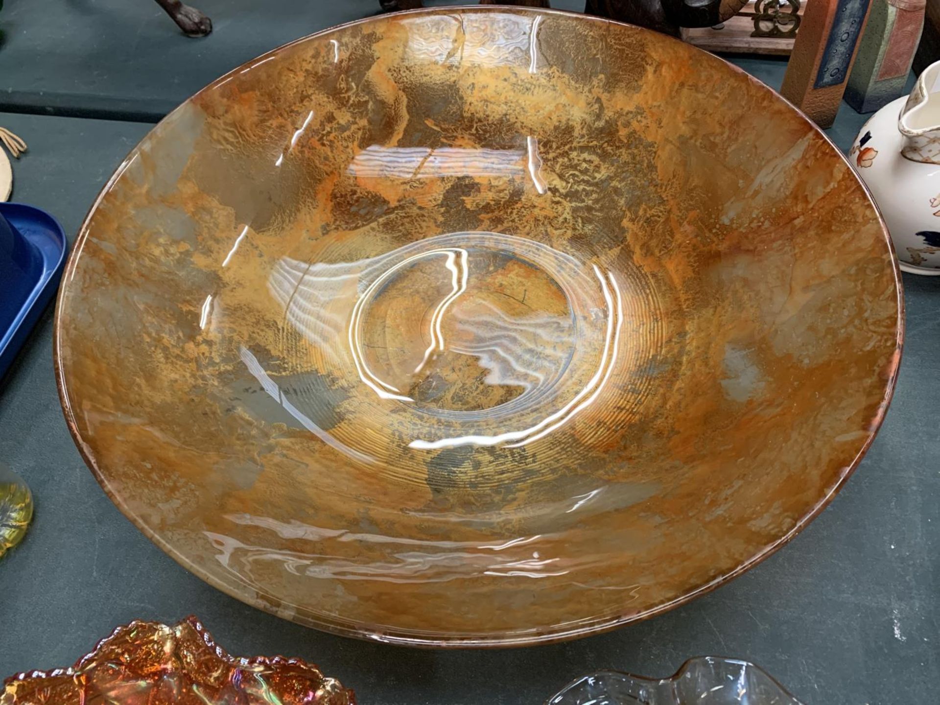 A VERY LARGE DISPLAY BOWL DIA:50.5CM AND TWO CARNIVAL WARE BOWLS - Image 3 of 3