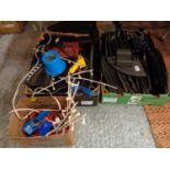 A LARGE QUANTITY OF VINTAGE SCALEXTRIC TO INCLUDE CONTROLS AND TRANSFORMER ETC