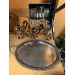 A CANTEEN OF VINTAGE FLATWARE TO INCLUDE A PLATTER AND SILVER PLATE TEA POTS ETC