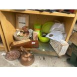 AN ASSORTMENT OF ITEMS TO INCLUDE A COPPER KETTLE, A TREEN BOX AND PURSES ETC