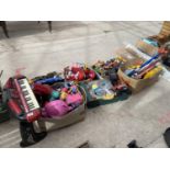 A LARGE COLLECTION OF CHILDRENS TOYS TO INCLUDE VEHICLES, FIGURES AND RC CARS ETC