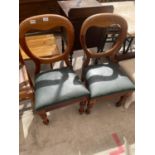 A PAIR OF VICTORIAN MAHOGANY DINING CHAIRS