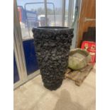 A LARGE DECORATIVE METAL VOLCANIC ROCK STYLE PLANTER (H:112CM)