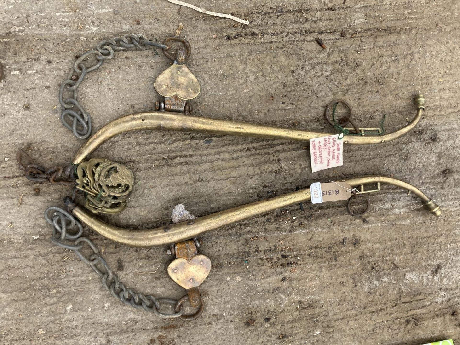 A SHIRE HORSE BRASS HAMES (NO.2 PATENT, DOUBLE CASED) AND DECORATIVE HORSE BRASSES NO VAT