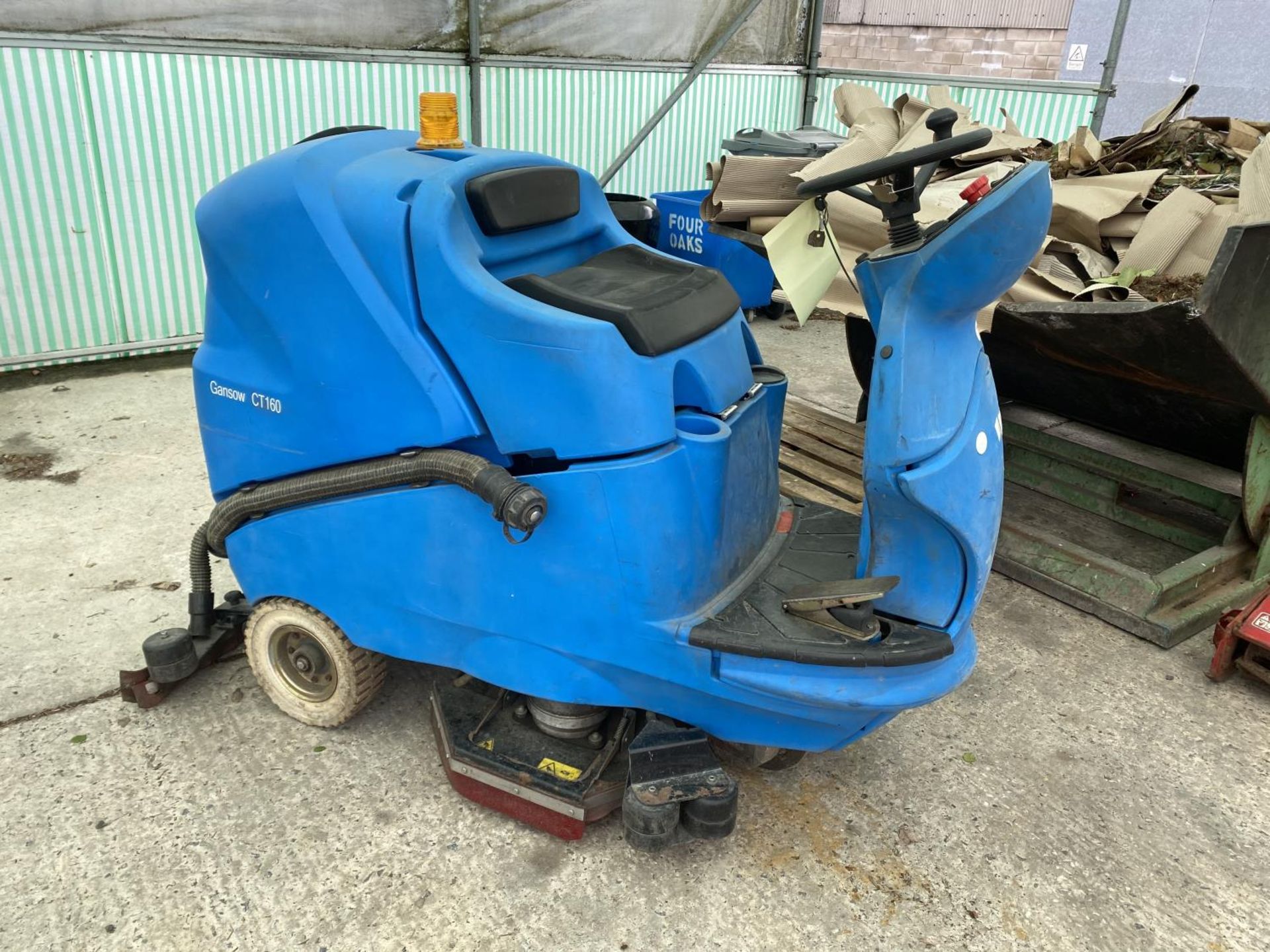 GANSOW CT160 CLEANTIME EAGLE POWER 36"RIDE O SCRUBBER C/W ULTRA DRY SQUEEGEE SYSTEM-ALL WORKING 36 V