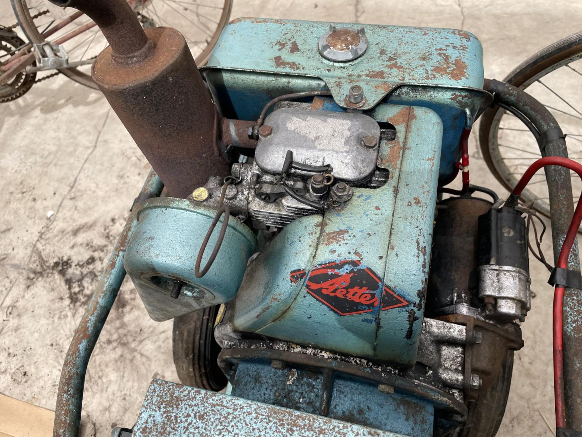 A KANGO ELECTRIC START DEISEL GENERATOR ON A TROLLEY - Image 4 of 9