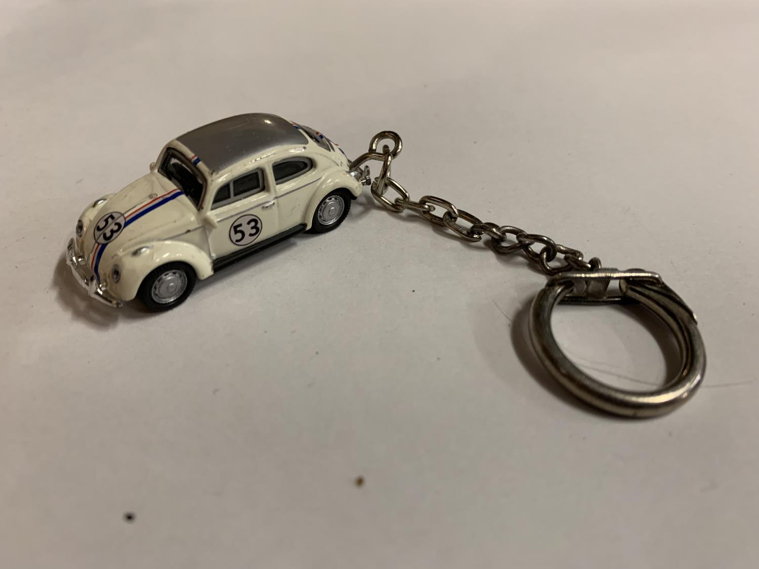 A BEETLE CAR KEY RING