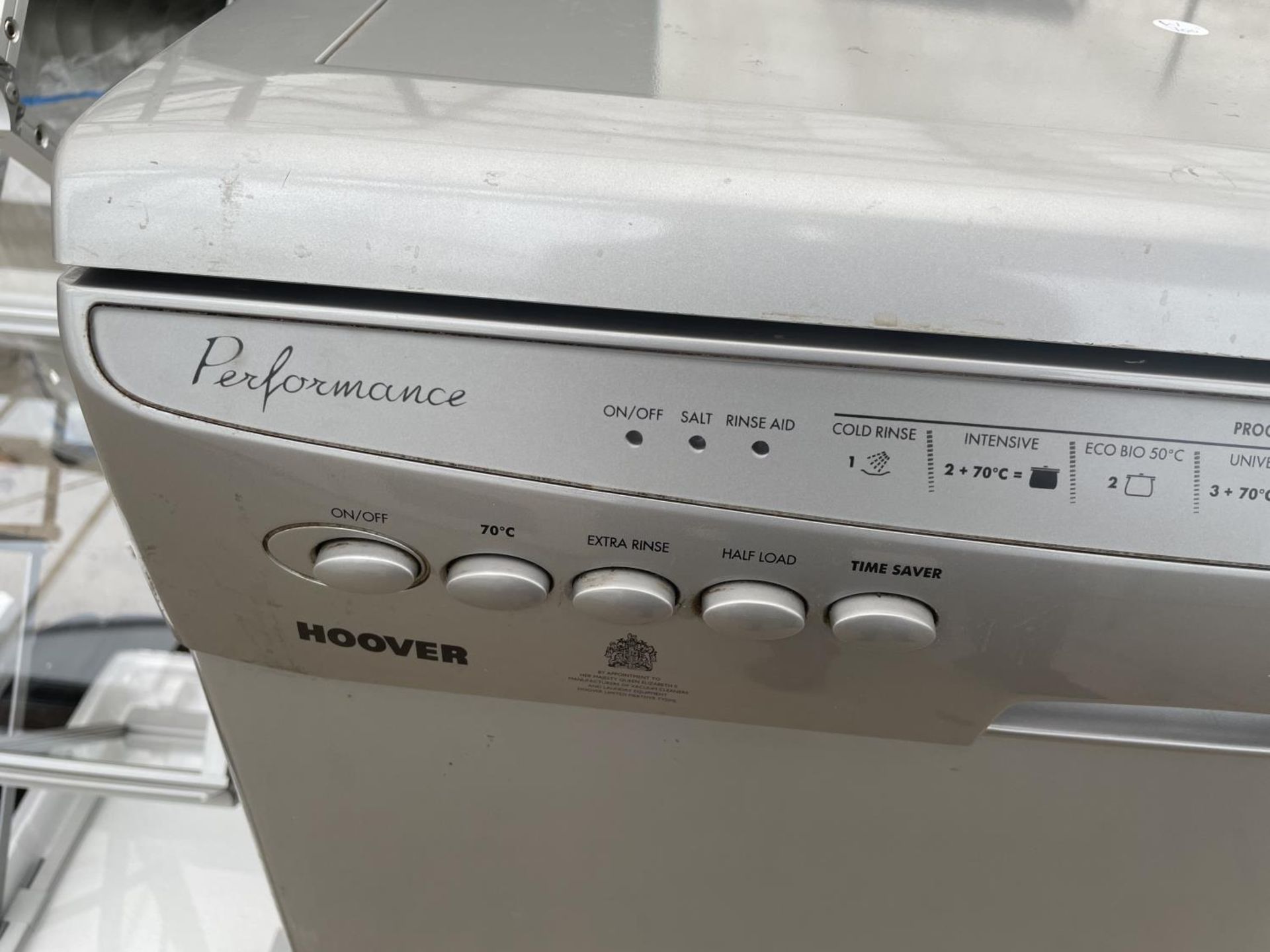 A HOOVER PERFORMANCE DISHWASHER - BELIEVED WORKING BUT NO WARRANTY - Image 2 of 3