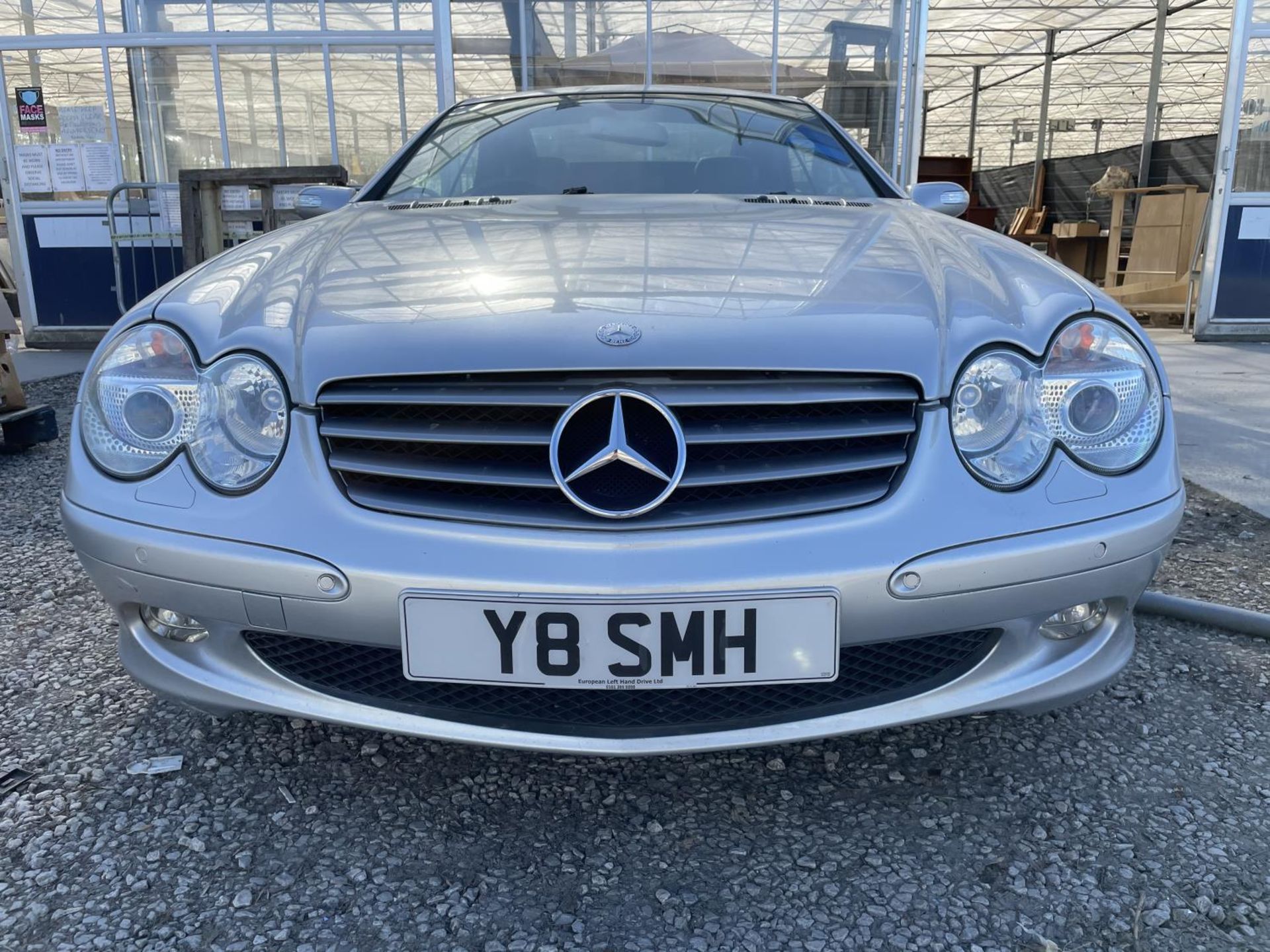 A 2004 MERCEDES SL 350 AUTO CONVERTIBLE. REGISTRATION Y8 SMH. 3724 CC FROM A DECEASED'S ESTATE ( - Image 3 of 21