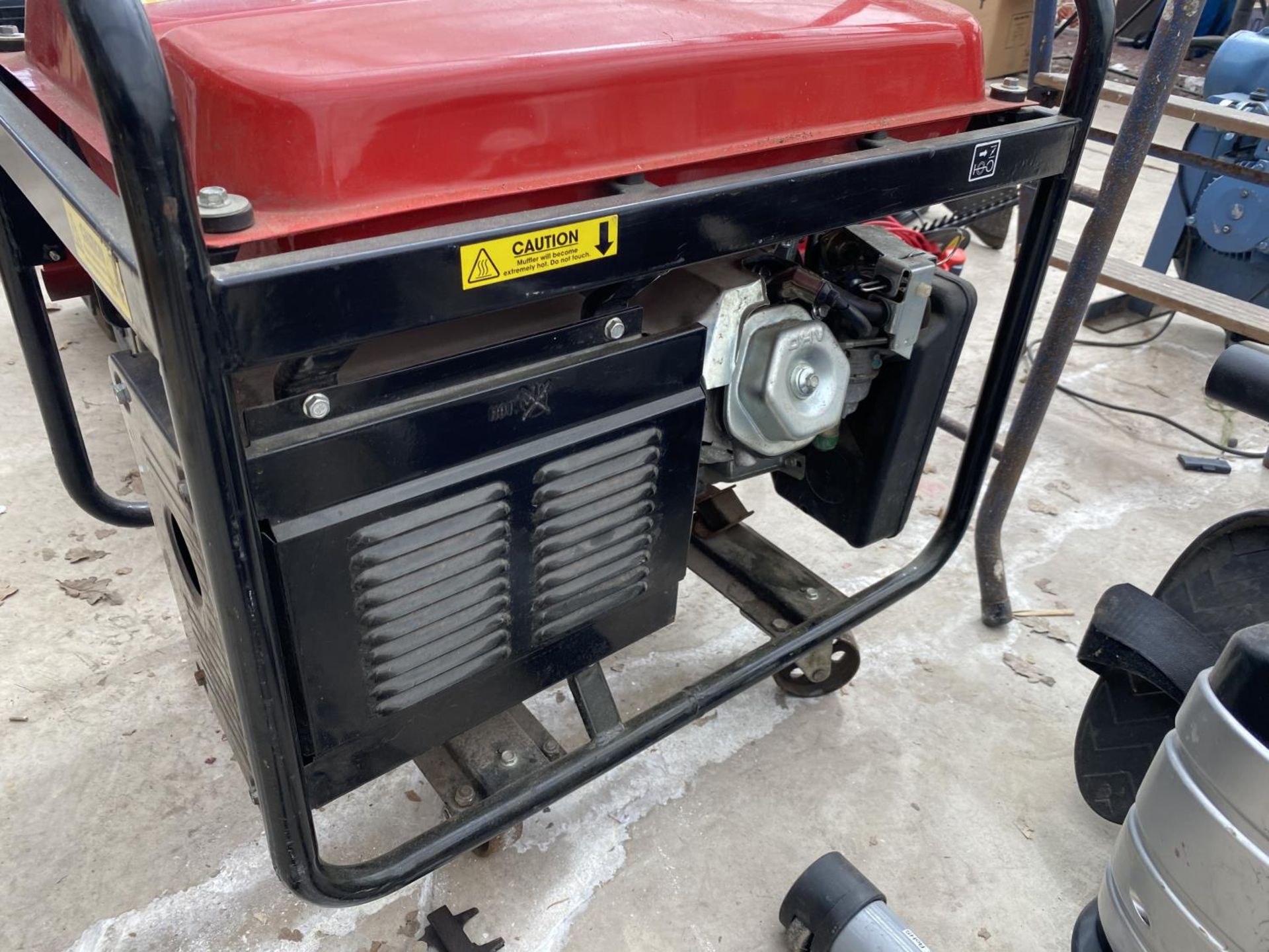 A CLARKE POWER FG3050 PETROL GENERATOR - Image 3 of 3