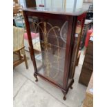 A MAHOGANY DISPLAY CABINET ON CABRIIOLE LEGS, 22" WIDE