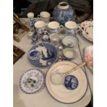 AN ASSORTMENT OF BLUE AND WHITE CERAMIC WARE