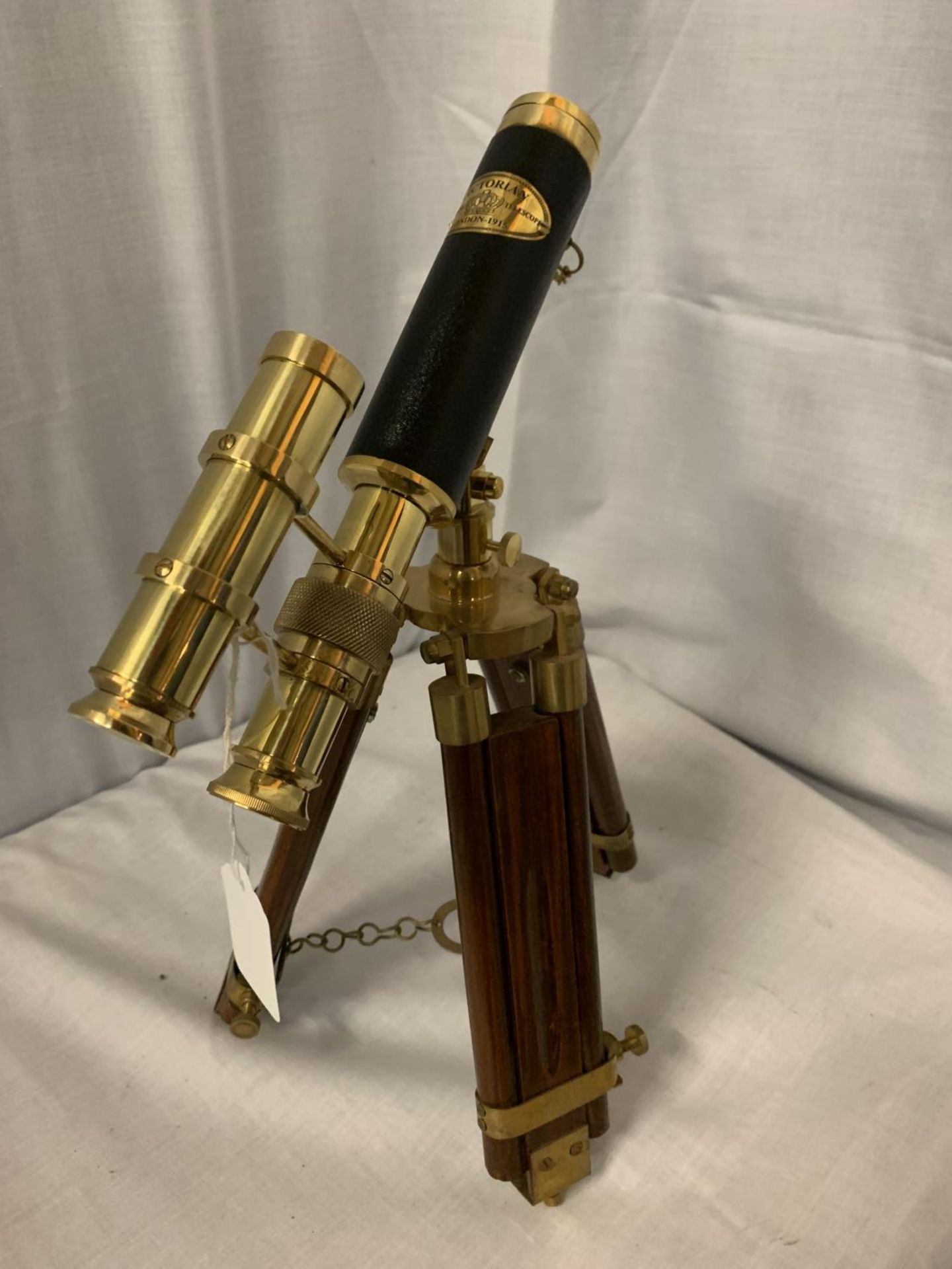 A BRASS AND LEATHER MARITIME TELESCOPE H:37CM - Image 2 of 3