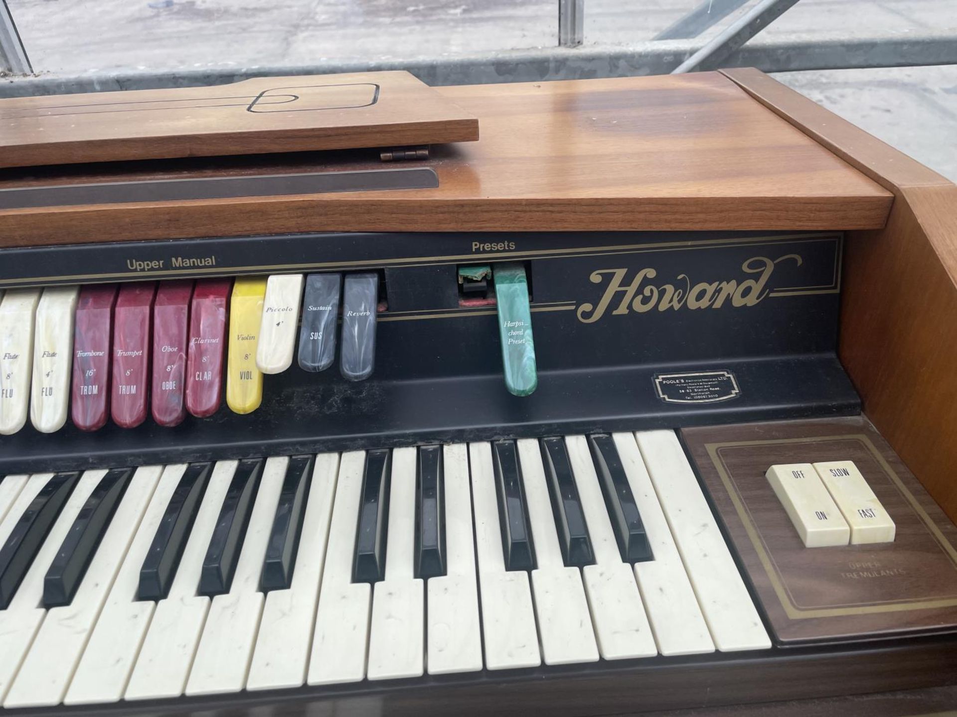A HOWARD 245 ELECTRIC ORGAN BELIEVED IN WORKING ORDER BUT NO WARRANTY - Image 2 of 3