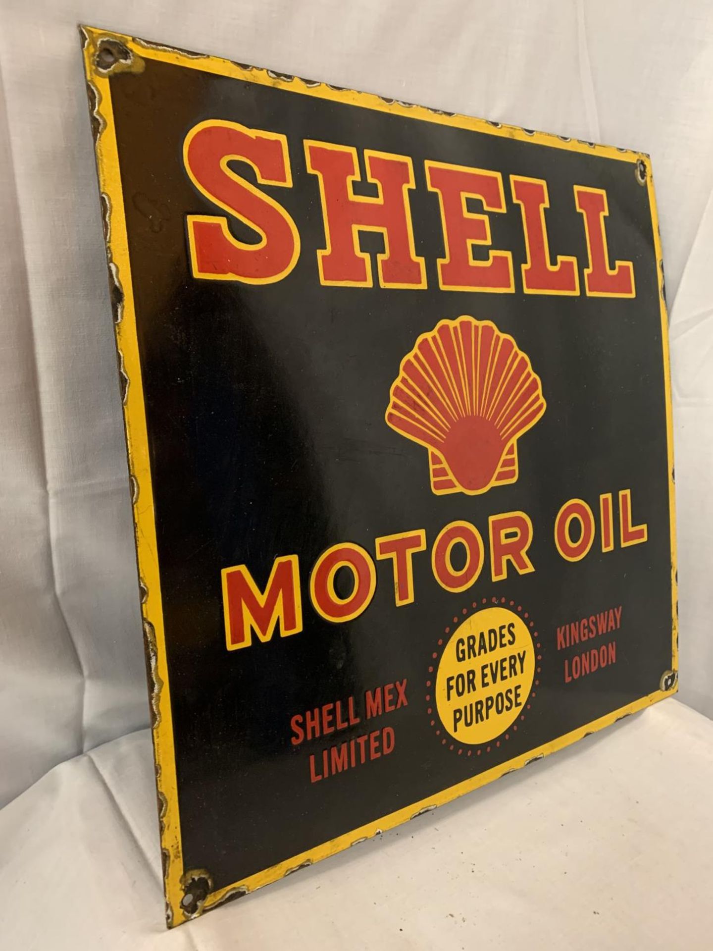 AN ENAMEL SHELL MOTOR OIL SIGN - Image 2 of 4