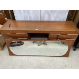 A RETRO TEAK DRESSING TABLE L:65"