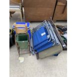 AN ASSORTMENT OF GARDEN AND PICNIC ITEMS TO INCLUDE FOLDING CHAIRS, COOL BAGS ETC