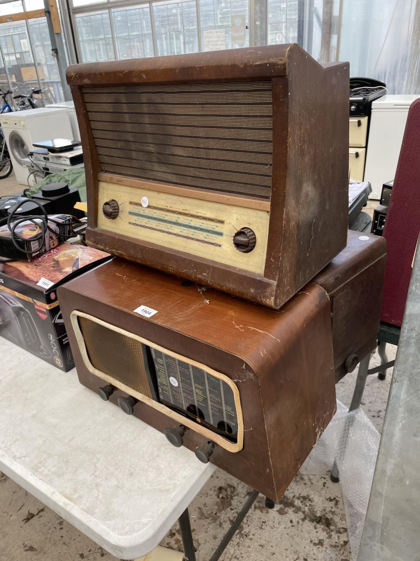 THREE VINTAGE RADIOS TO INCLUDE A FERGUSON AND A PYE ETC