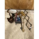 AN ASSORTMENT OF VINTAGE ITEMS TO INCLUDE SCALES, BRASS TOASTING FORK, AND BRASS CANDLE HOLDERS ETC