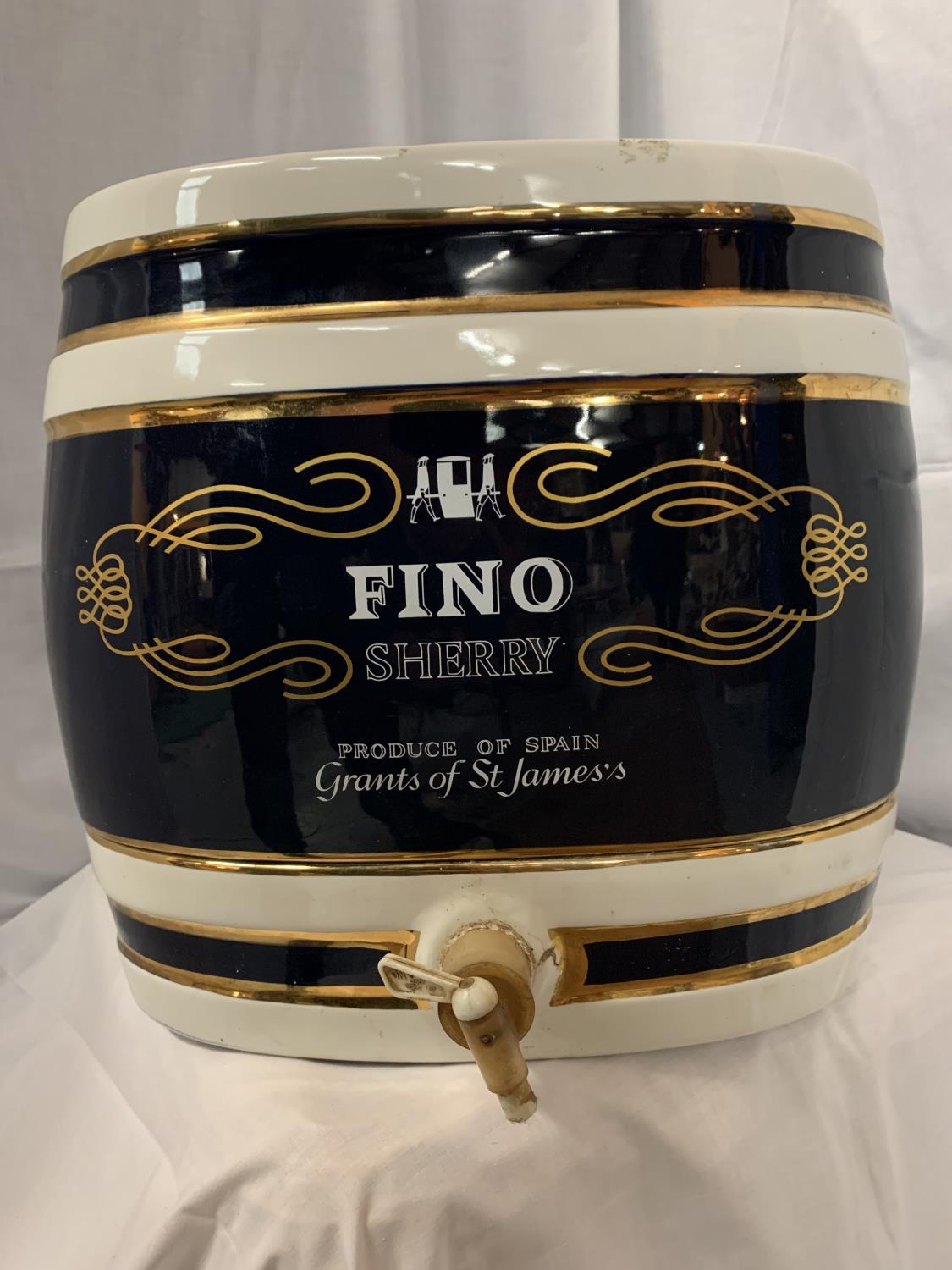 A VERY LARGE CERAMIC 'GRANTS OF ST JAMES'S' FINO SHERRY BARREL - Image 3 of 3