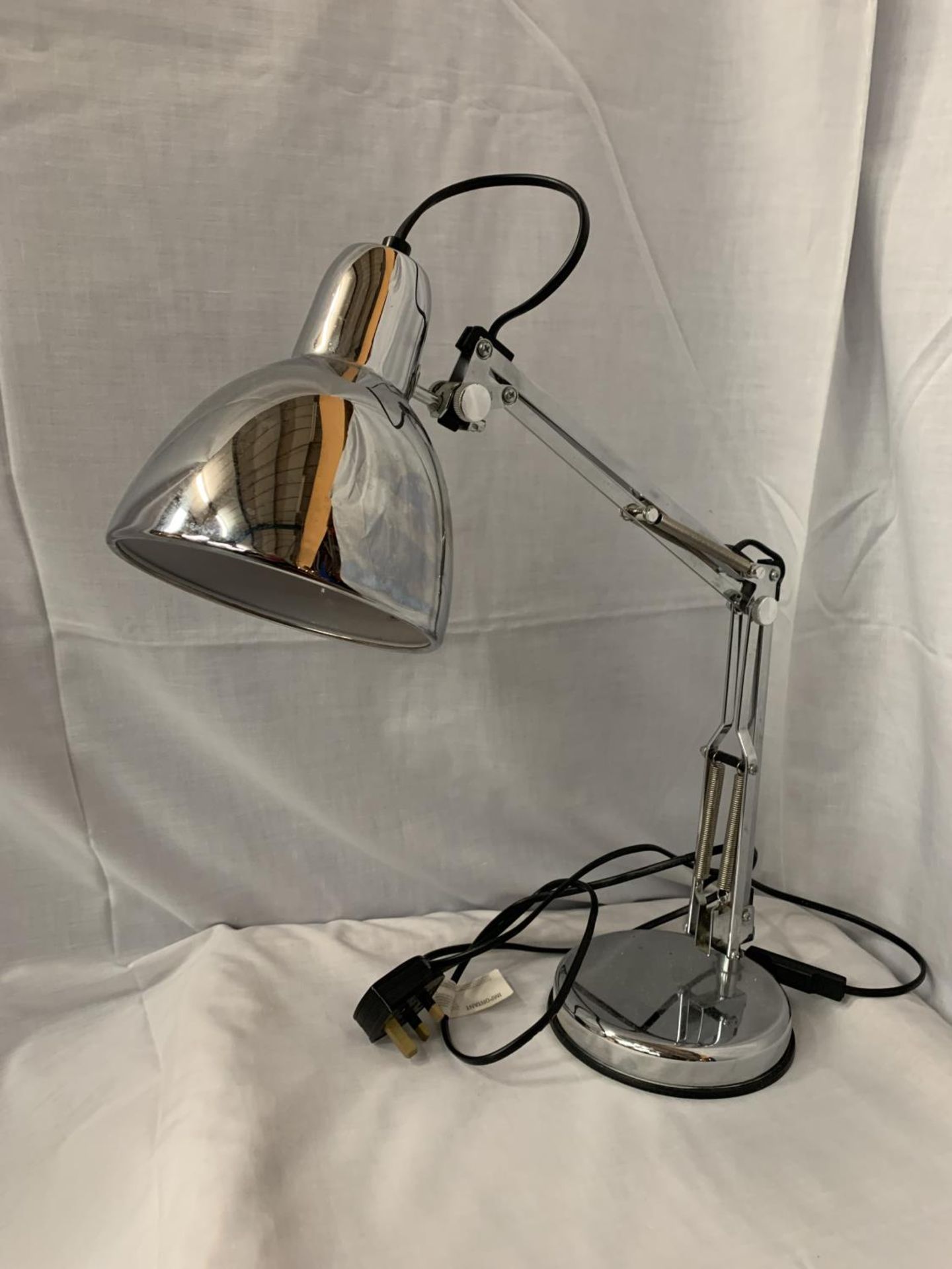 A CHROME ANGLE POISE DESK LAMP