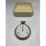 A HALLMARKED BIRMINGHAM SILVER POCKET WATCH WITH A PRESENTATION BOX