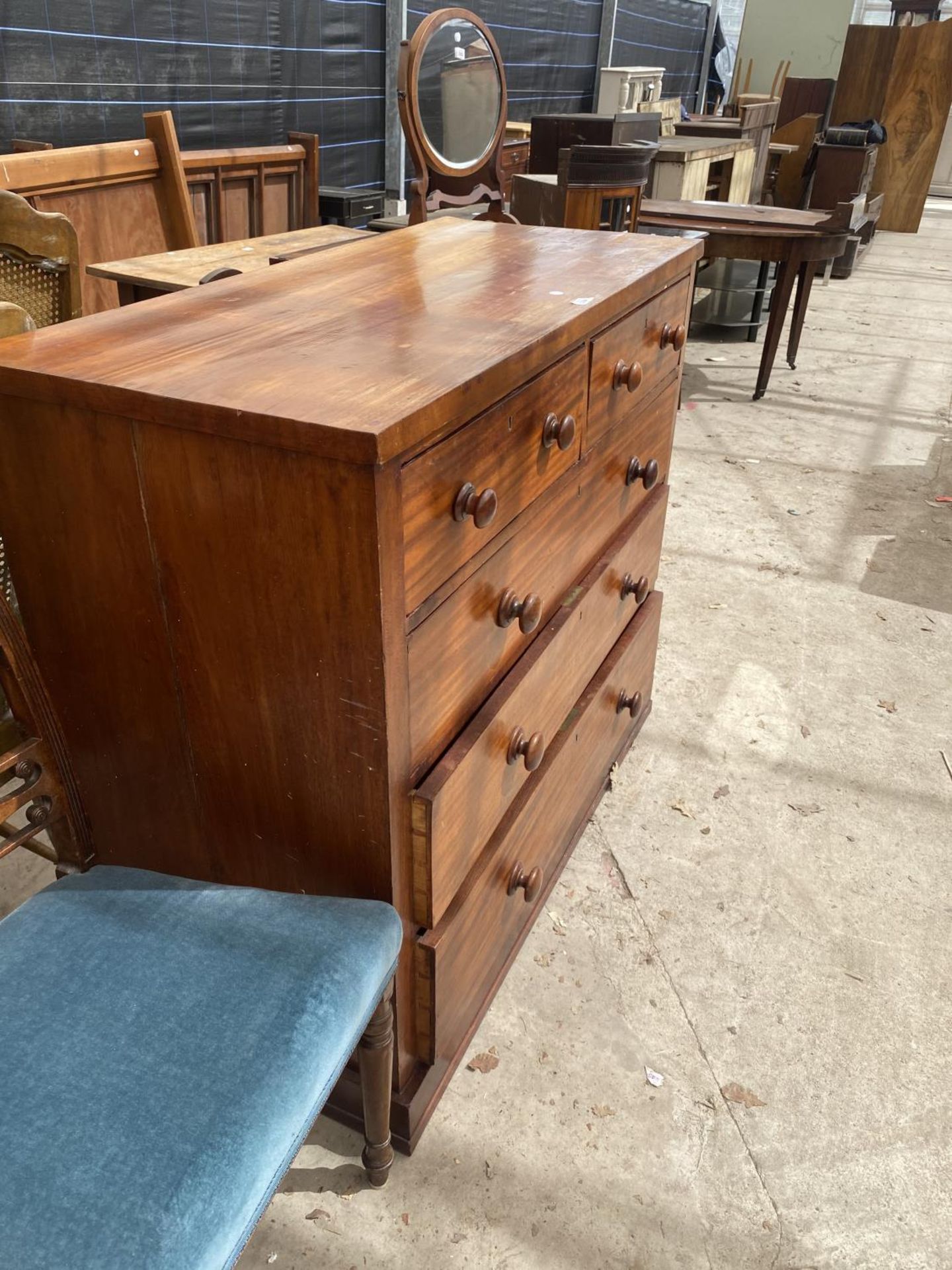 A VICTORIAN MAHOGANY CHEST OF TWO SHORT AND THREE LONG DRAWERS W:44" - Image 4 of 4