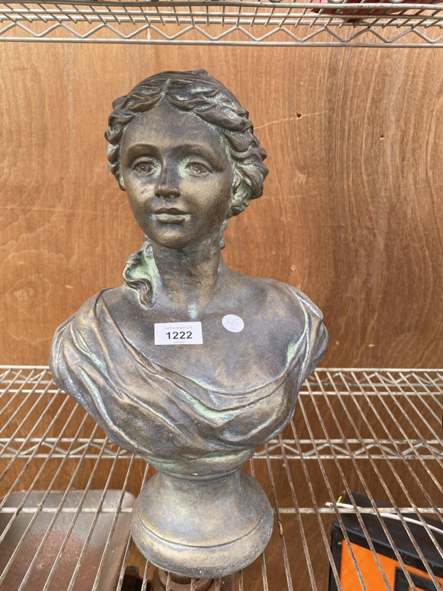A BRONZE EFFECT BUST OF A FEMALE IN THE CLASSICAL STYLE (H:42CM)