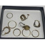 VARIOUS GOLD EARRINGS GROSS WEIGHT 2.6g